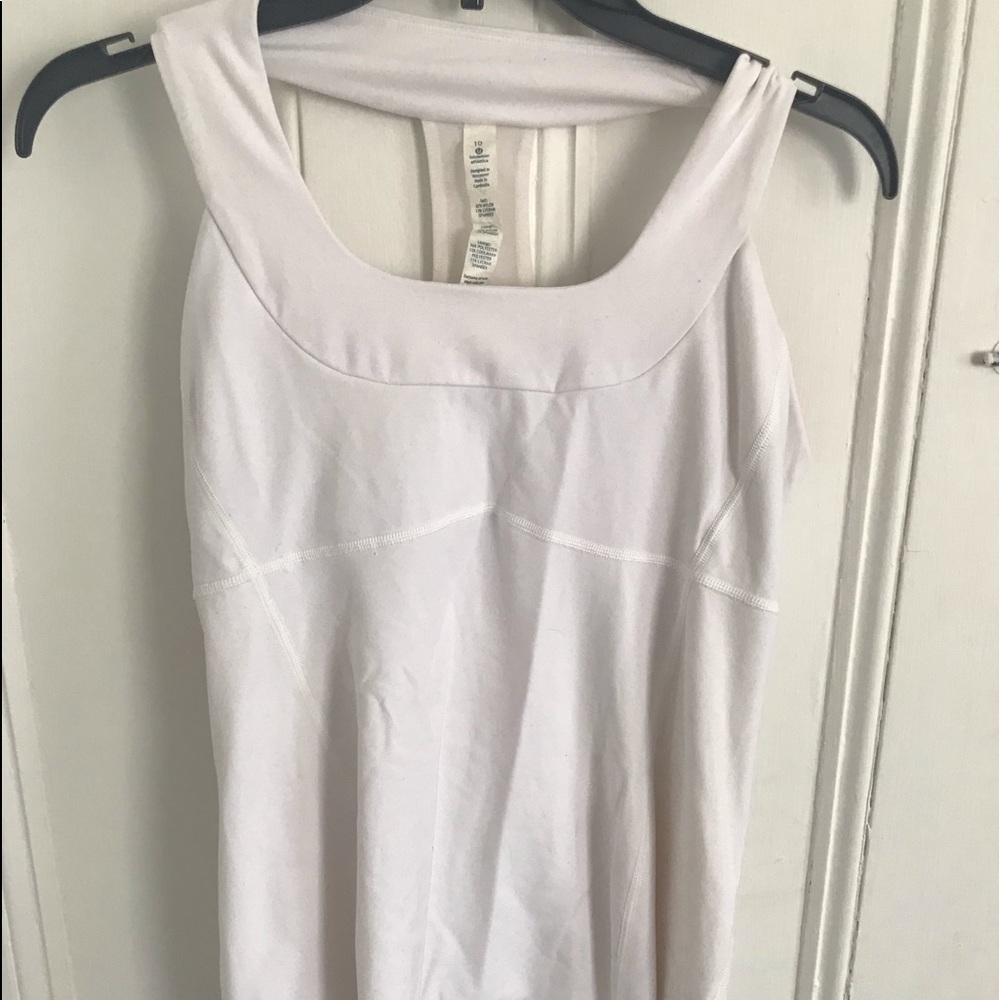 Lulu workout top